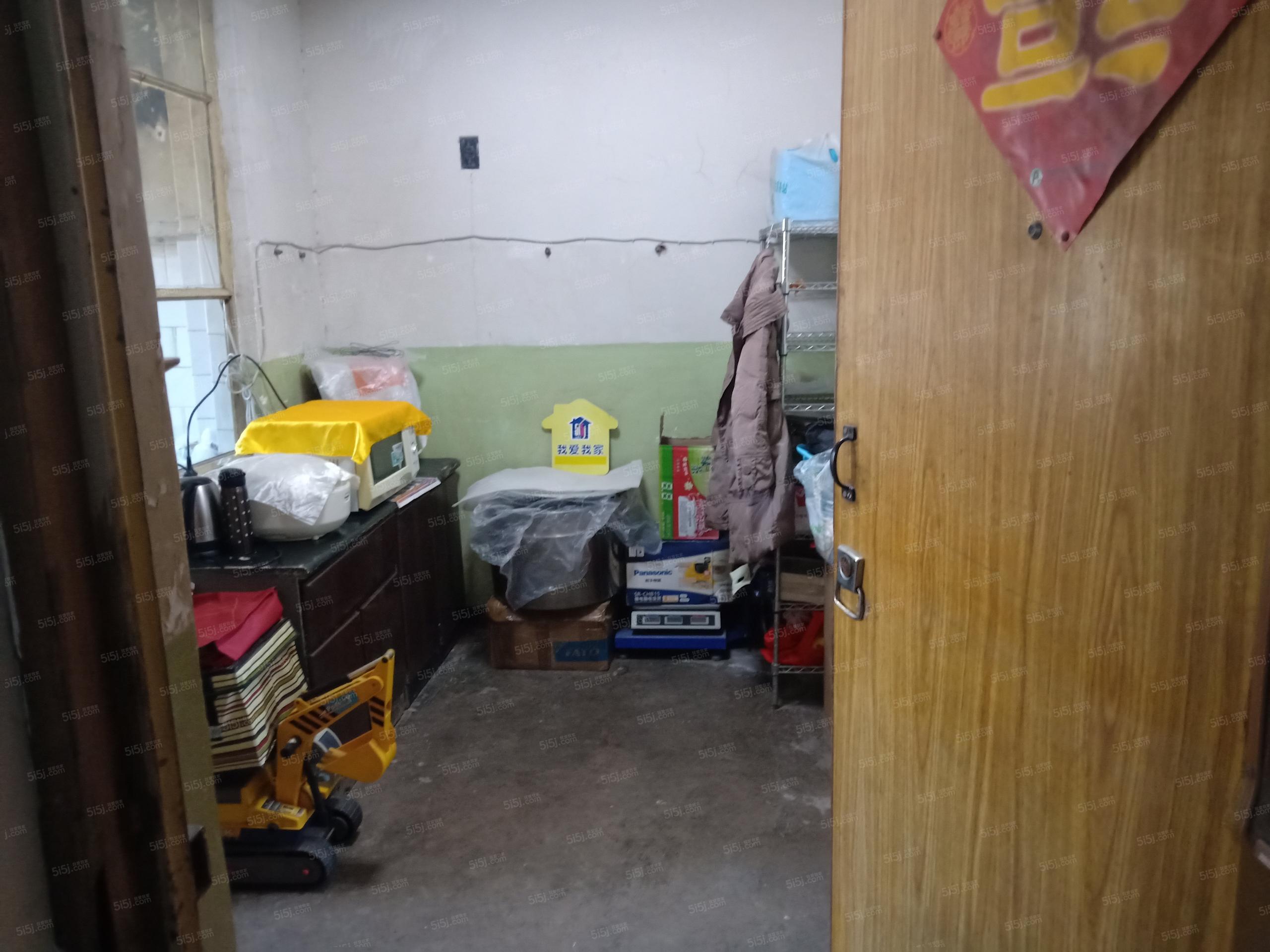 羊耳峪北里二室一厅一卫出售二手房