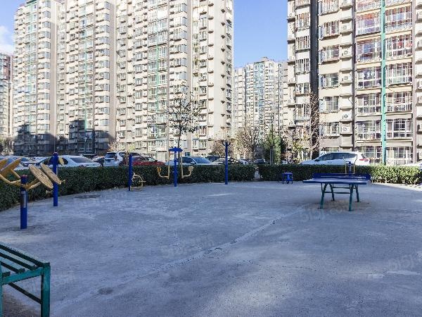 南庭新苑人口_南庭新苑一居室户型图(2)