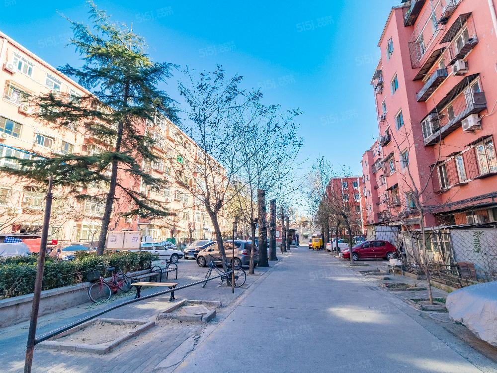 垂杨柳南里已租房 当前已租房  小区信息 小区均价 58269元/m 建筑