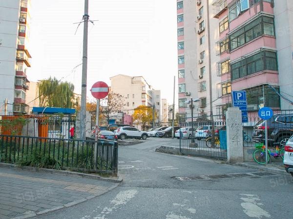 北京朝阳区左家庄东里