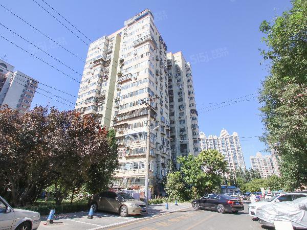 石佛营西里黎明新座大两居,带电梯,客厅大,价位便宜