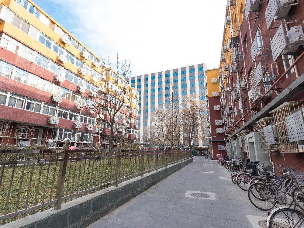 西直门外南路21号院 1室1厅1卫